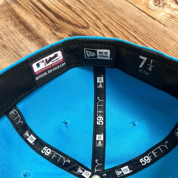 Men's Miami Marlins New Era Blue/Red 2021 City Connect 59FIFTY Fitted Hat 7 1/4 - Picture 5 of 11